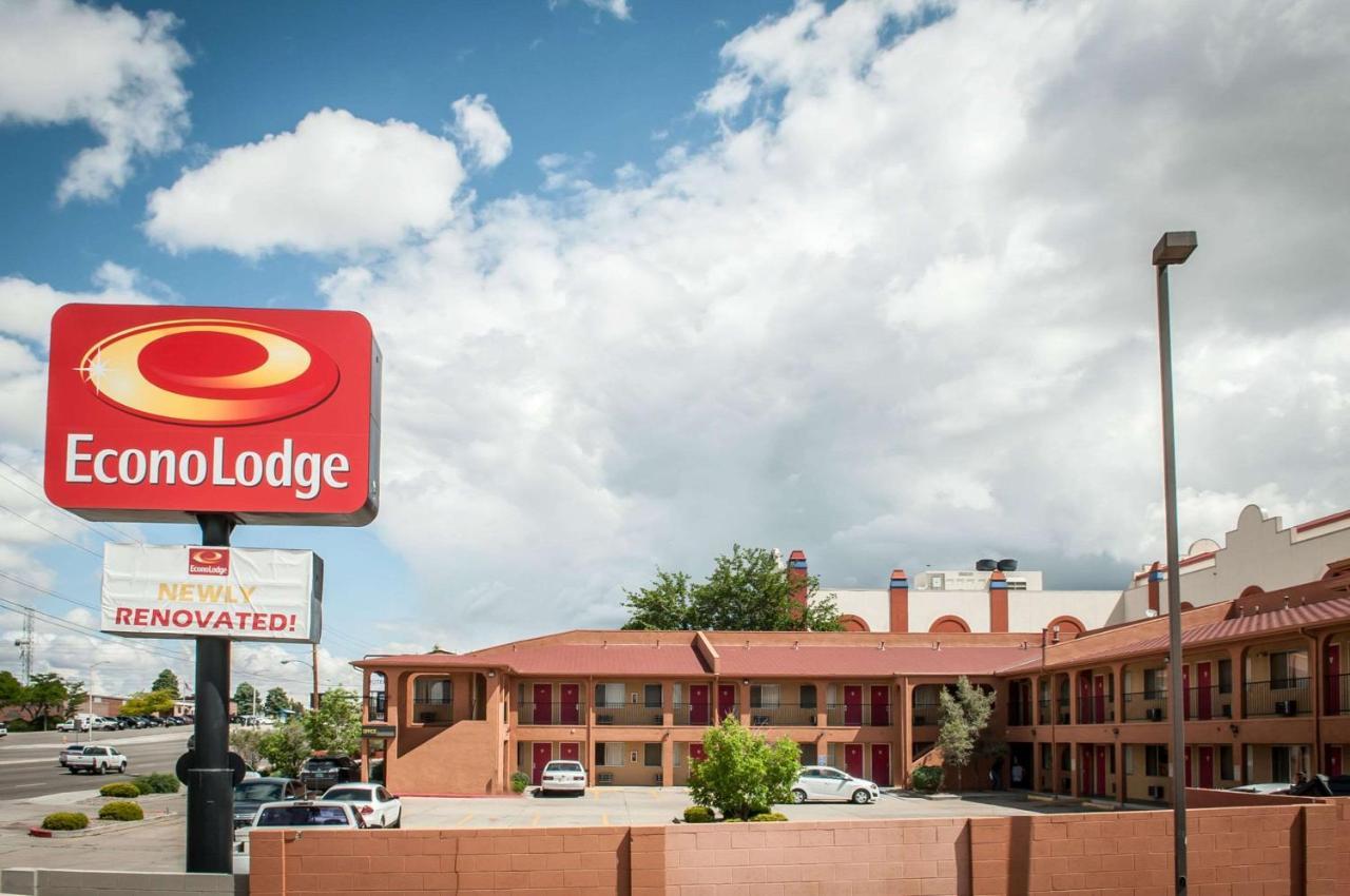 Econo Lodge Midtown Альбукерке Экстерьер фото